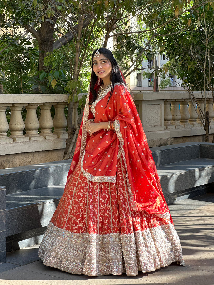 Riwaayat Lehenga Set